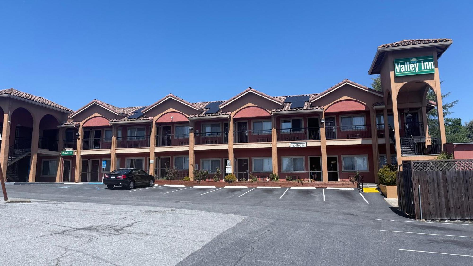 Valley Inn ワトソンビル エクステリア 写真